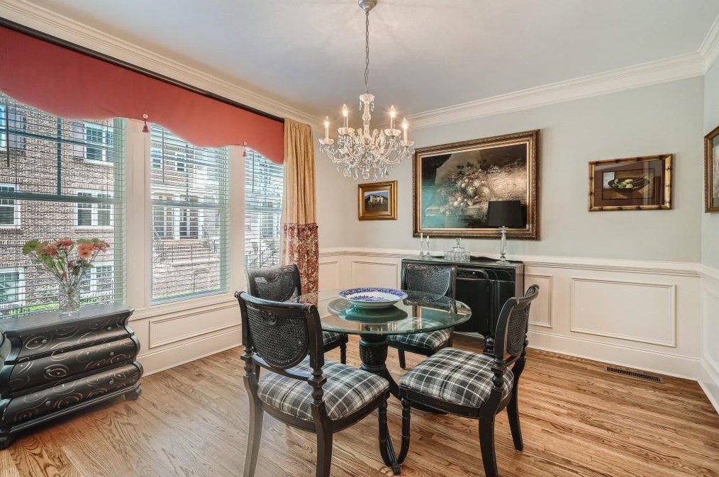 3027 Eltham Pl, Decatur GA  30033-3253 exterior