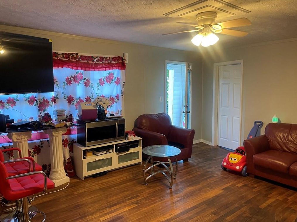 284 Watson St, Buford, GA 30518