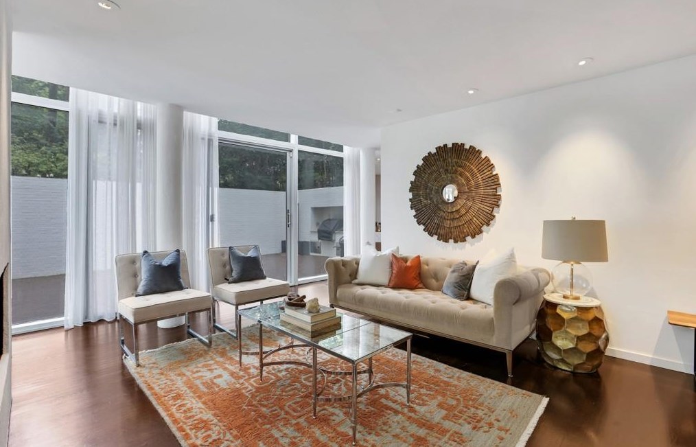 45 Tuxedo Ter, Atlanta GA  30342-4029 exterior