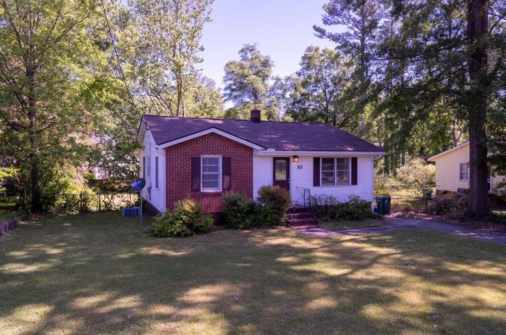 933 Dell Ave, Smyrna, GA 30080