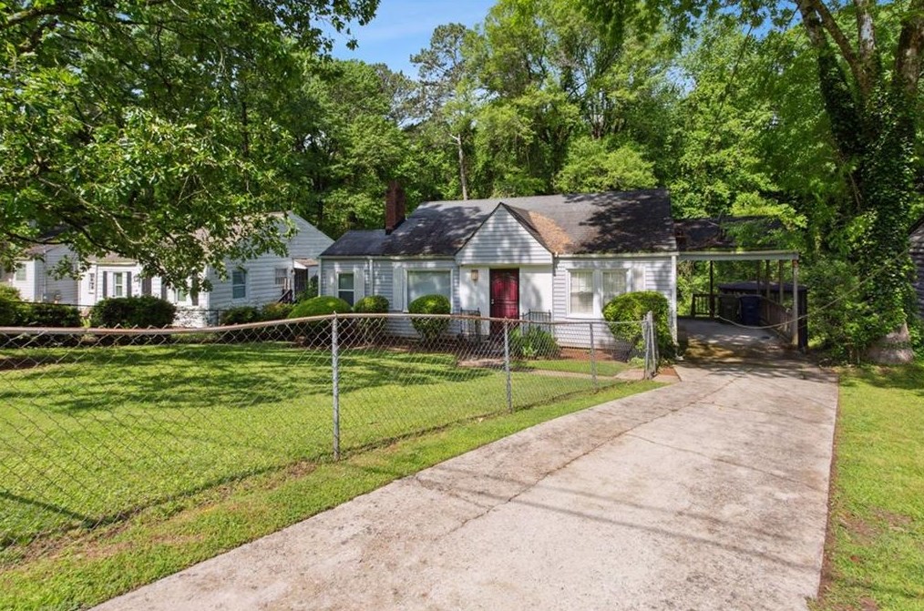1369 Lockhaven Cir Sw, Atlanta, GA 30311
