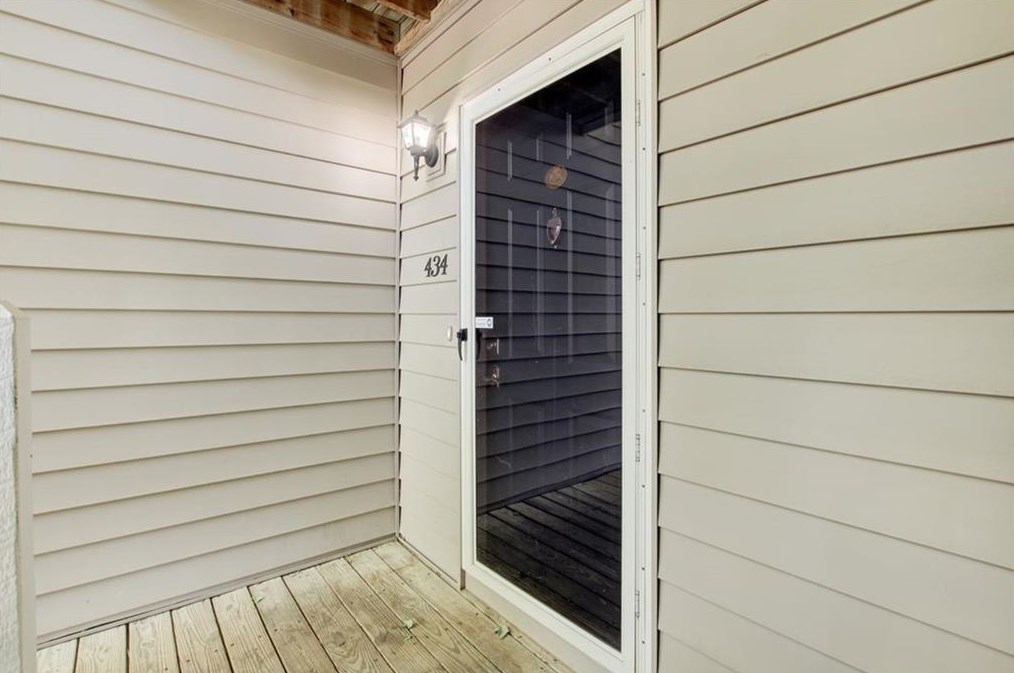 434 Teal Ct, Roswell, GA 30076