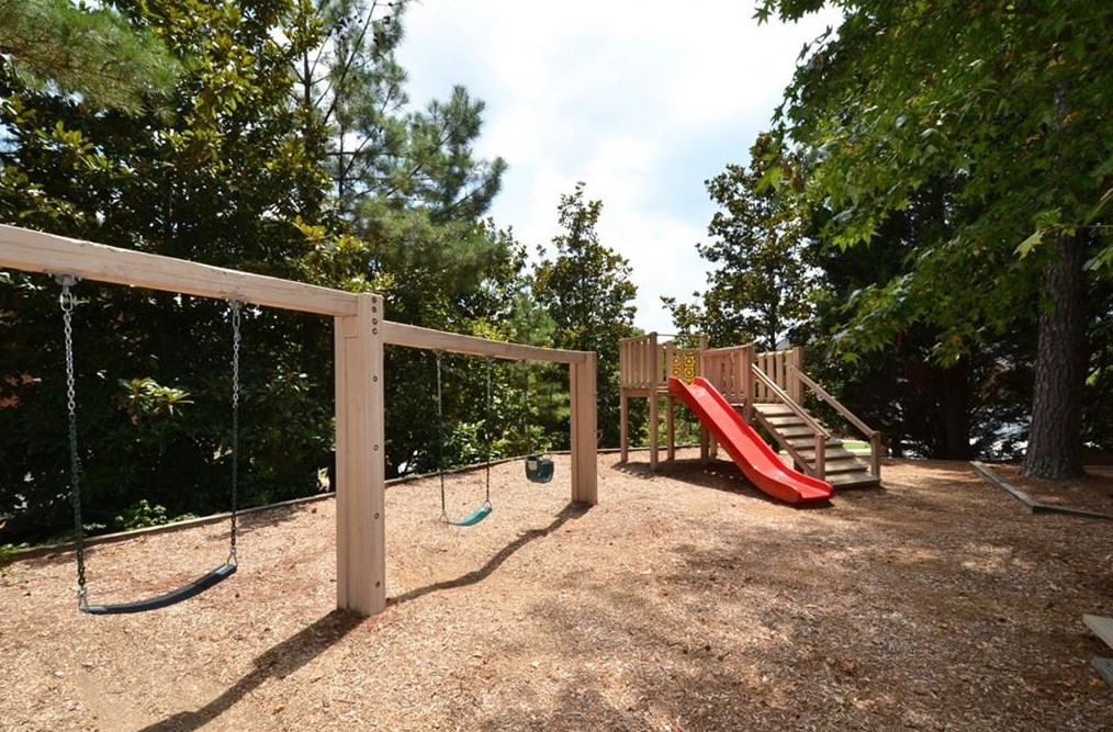 855 Highland Bend Cv, Alpharetta GA  30022-4794 exterior