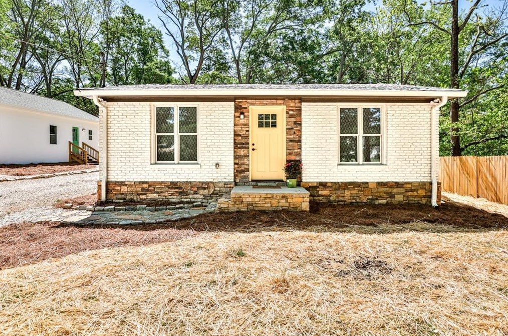 91 Williamson St, Winder, GA 30680-2335