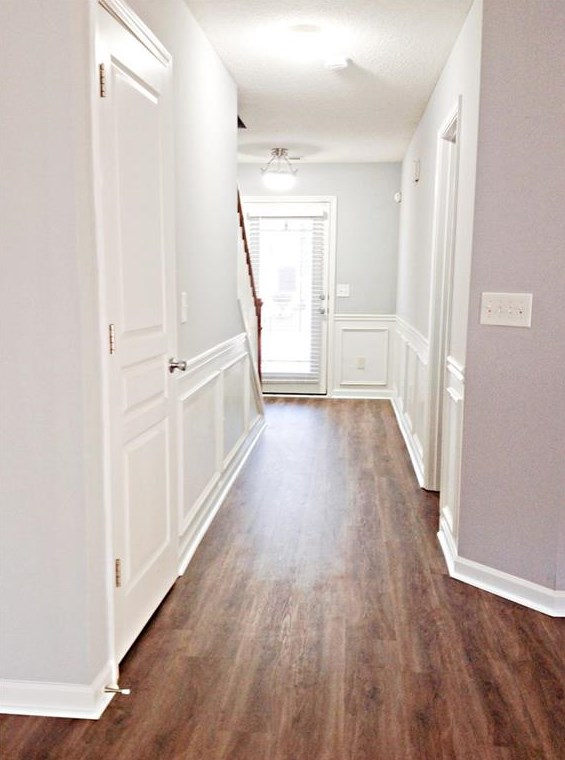 137 Darbys Run Dr, Hiram, GA 30141