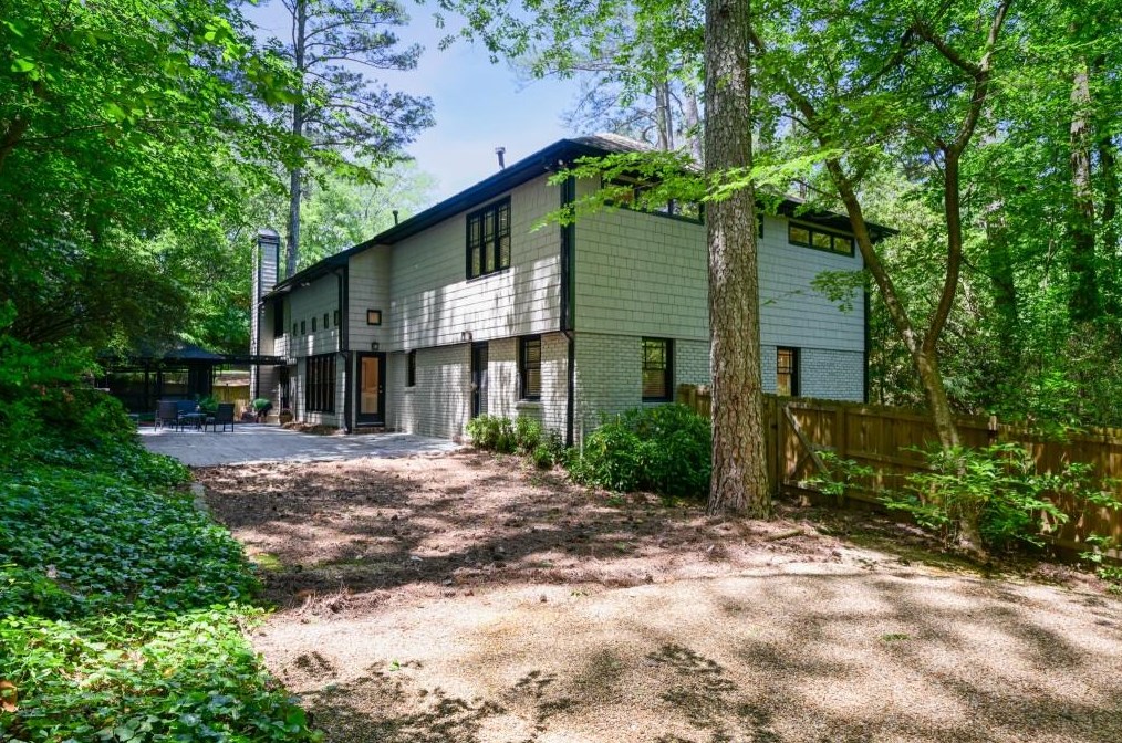 1361 Sheffield Dr, Atlanta GA  30329-3420 exterior