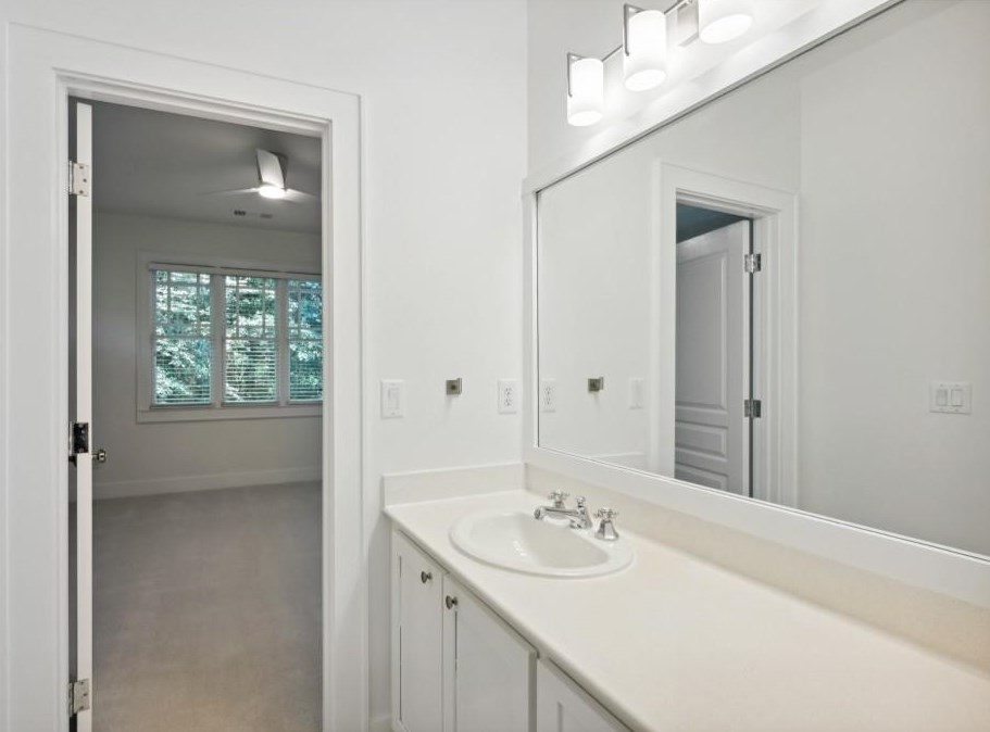 1361 Sheffield Dr, Atlanta GA  30329-3420 exterior