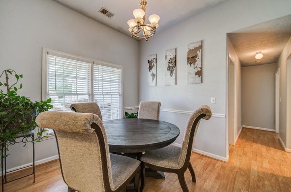 880 Cline Petty Way, Lawrenceville GA  30043-6719 exterior