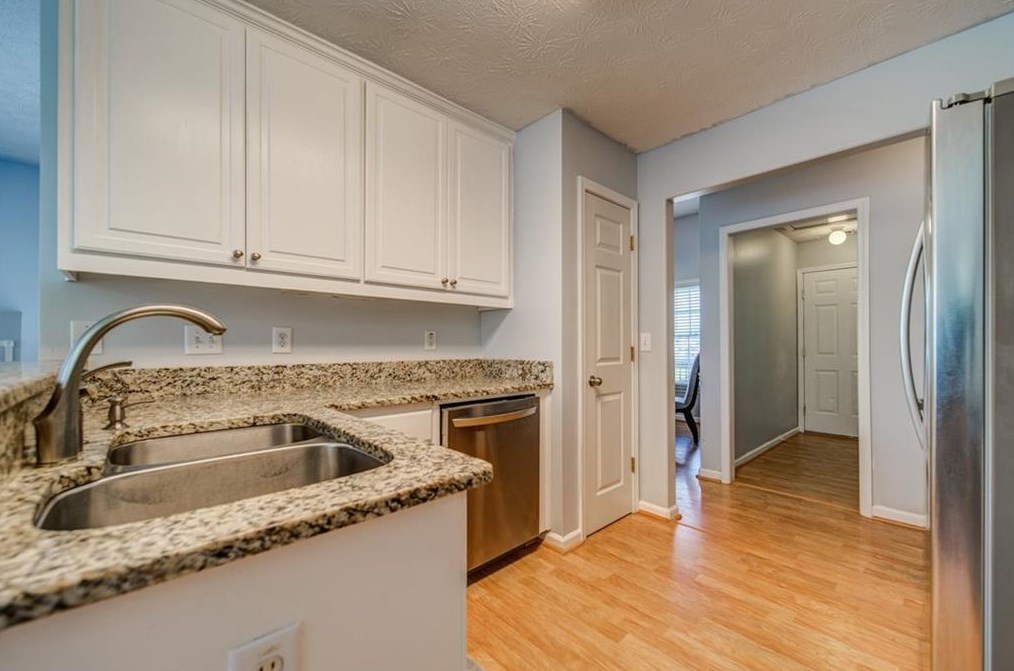 880 Cline Petty Way, Lawrenceville GA  30043-6719 exterior