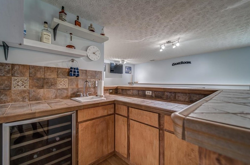 880 Cline Petty Way, Lawrenceville GA  30043-6719 exterior