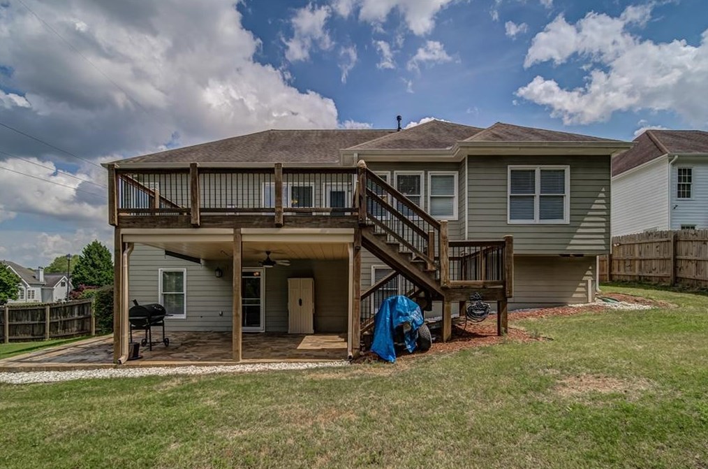 880 Cline Petty Way, Lawrenceville GA  30043-6719 exterior