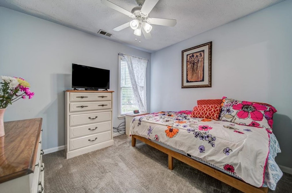 880 Cline Petty Way, Lawrenceville GA  30043-6719 exterior