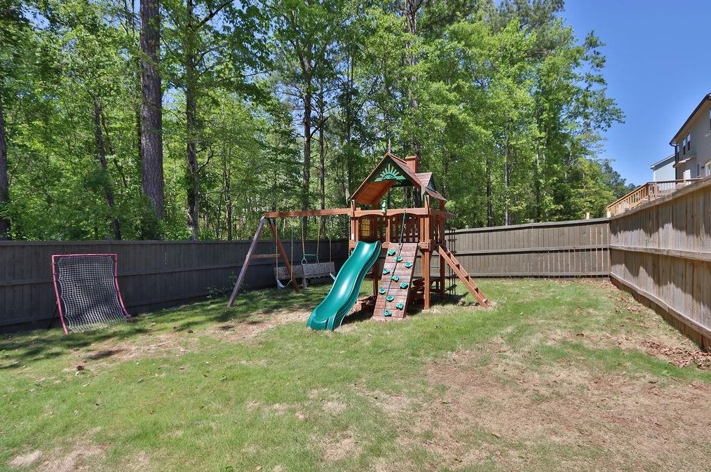 2869 Windsor Knoll Dr, Dacula GA  30019-7686 exterior