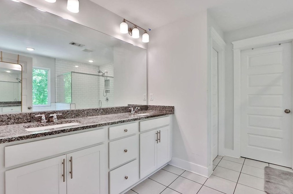 2869 Windsor Knoll Dr, Dacula GA  30019-7686 exterior