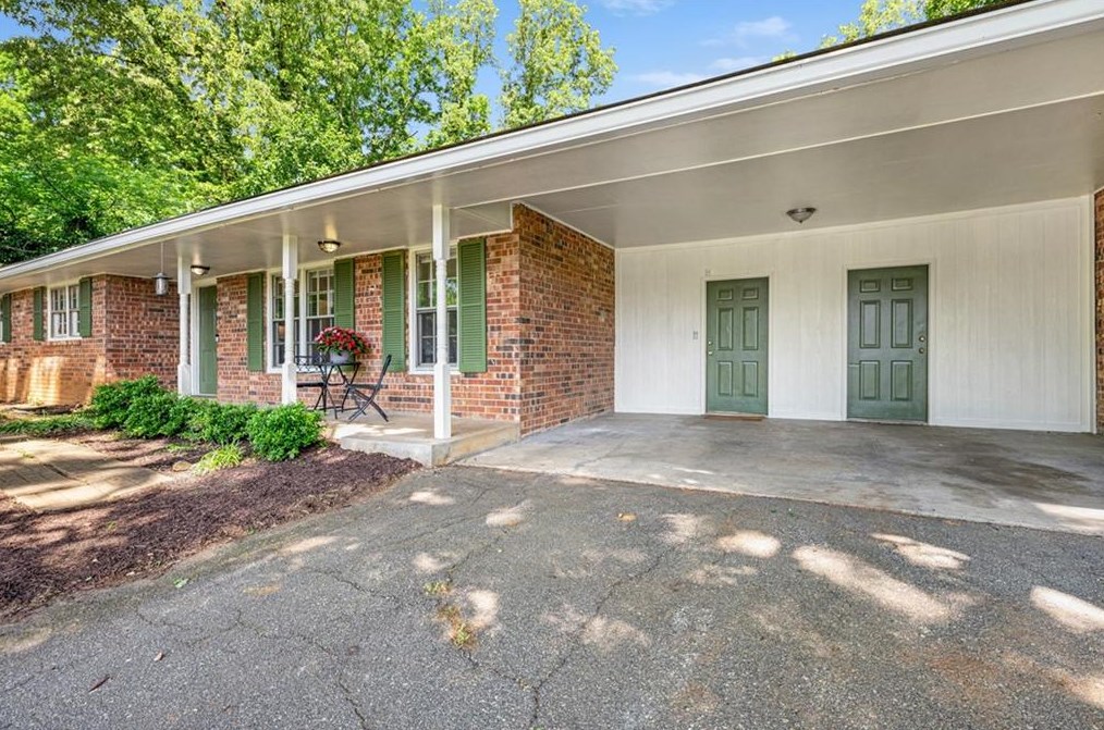 13 Meadowview Cir, Euharlee, GA 30121-1935