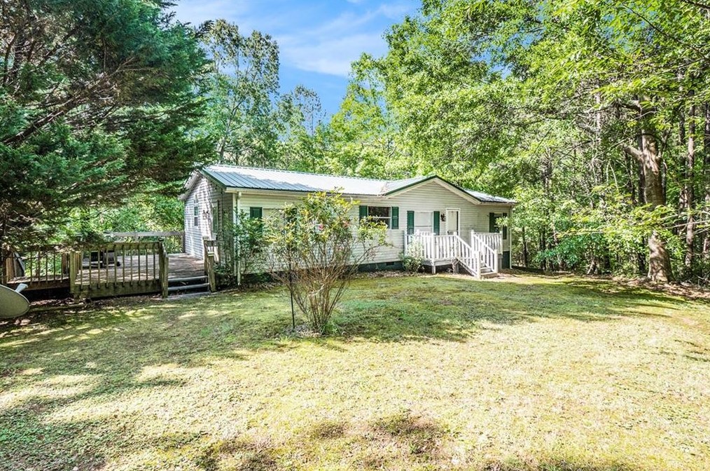 609 Old Mccoy Pl, Waleska, GA 30183