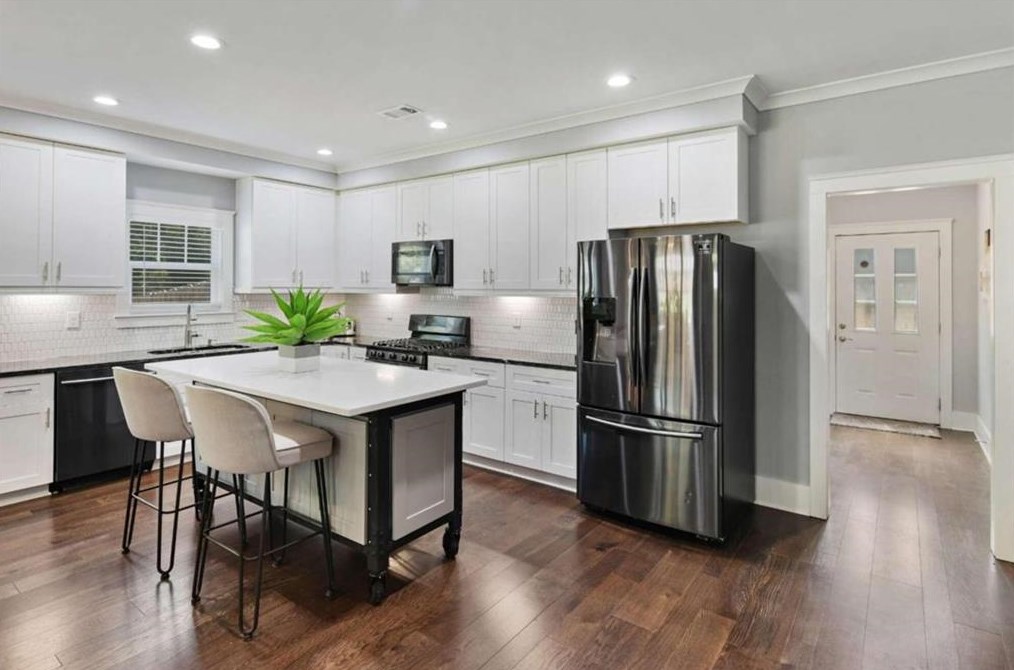 1967 Cogar Dr, Decatur GA 30032 exterior