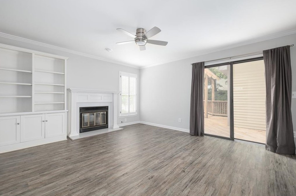 2 Old Decatur Cir, Decatur GA  30030-1653 exterior