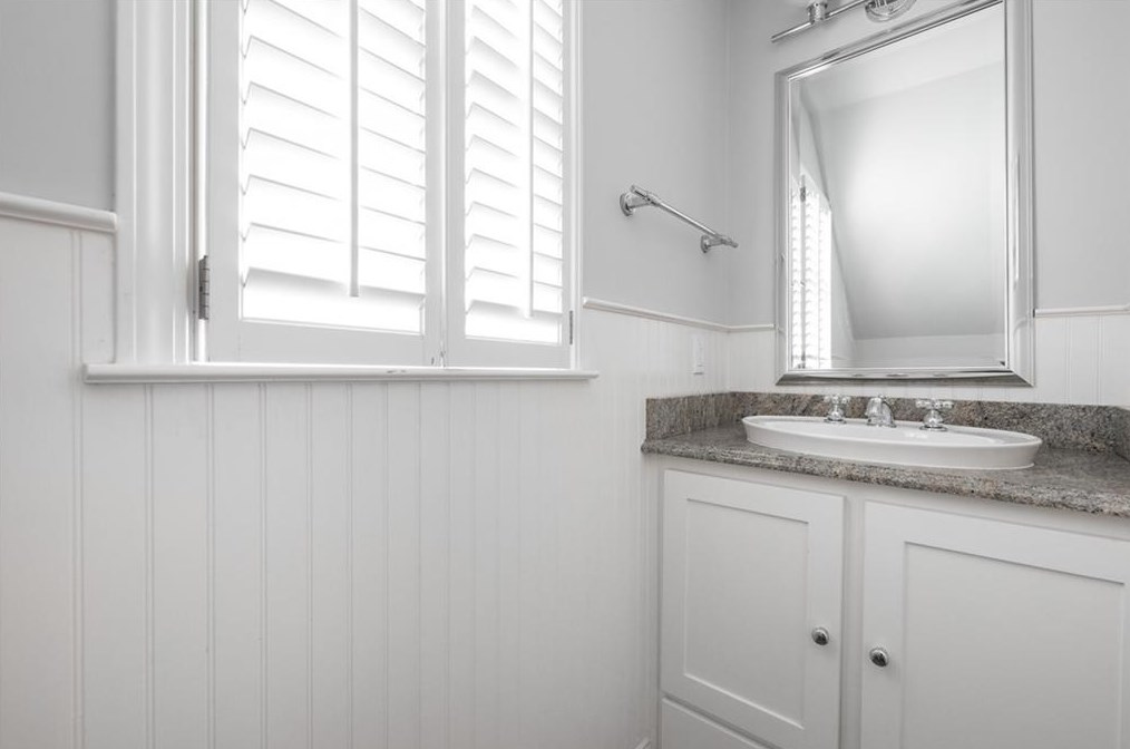 2 Old Decatur Cir, Decatur GA  30030-1653 exterior