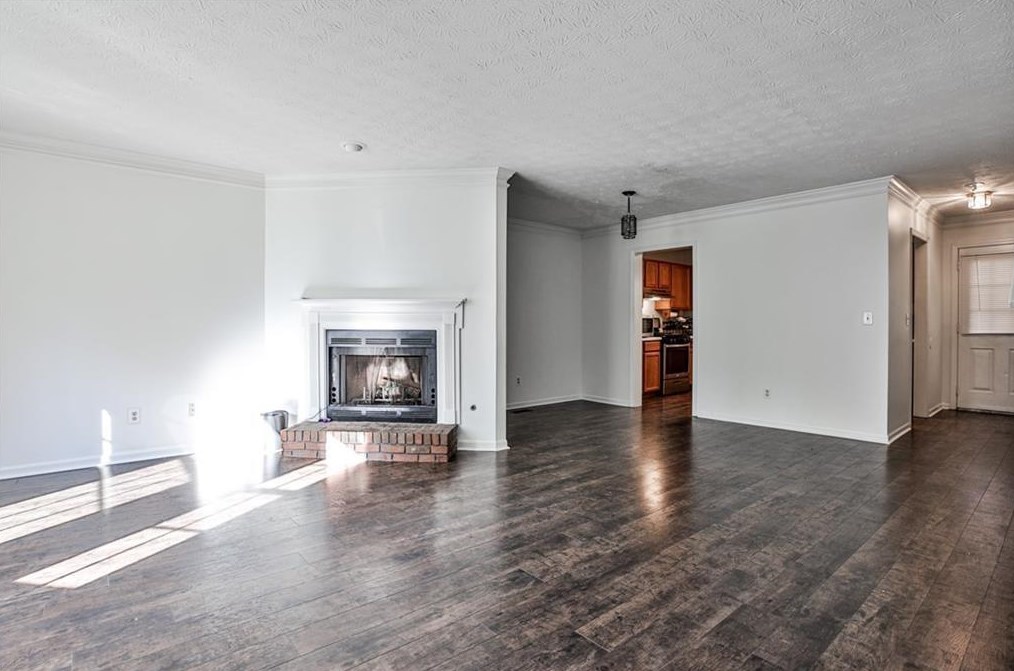 1018 Kennesborough Rd Nw, Kennesaw, GA 30144