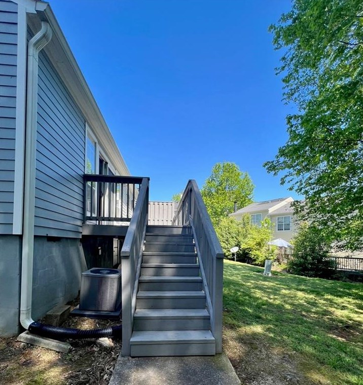 3383 Spring Harbour Dr, Atlanta GA  30340-4271 exterior