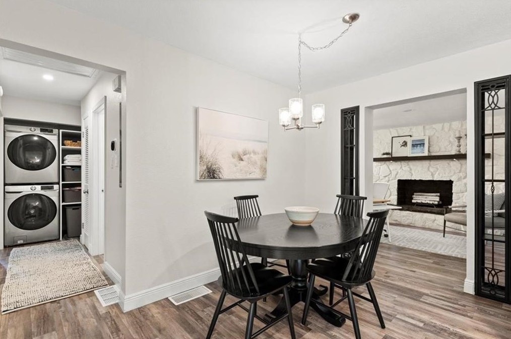 185 Pineland Dr, Smyrna GA  30082-2734 exterior