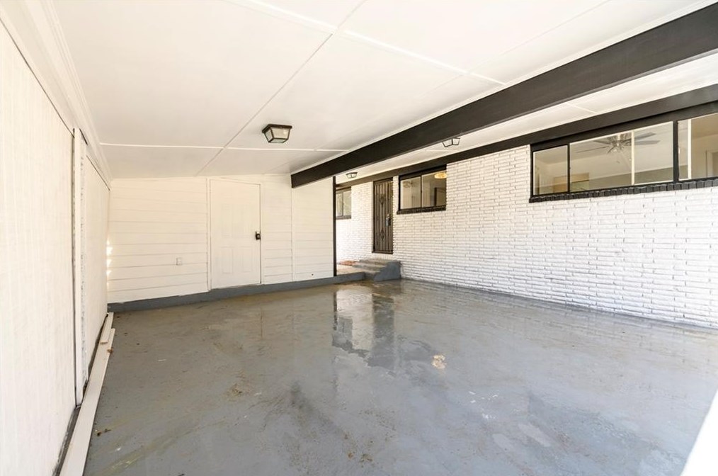 2052 Austin Dr, Decatur GA  30032-6103 exterior