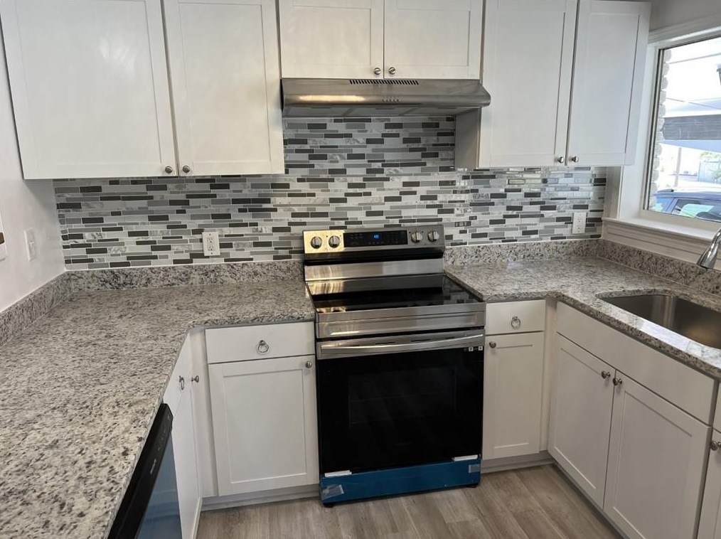 2052 Austin Dr, Decatur GA  30032-6103 exterior