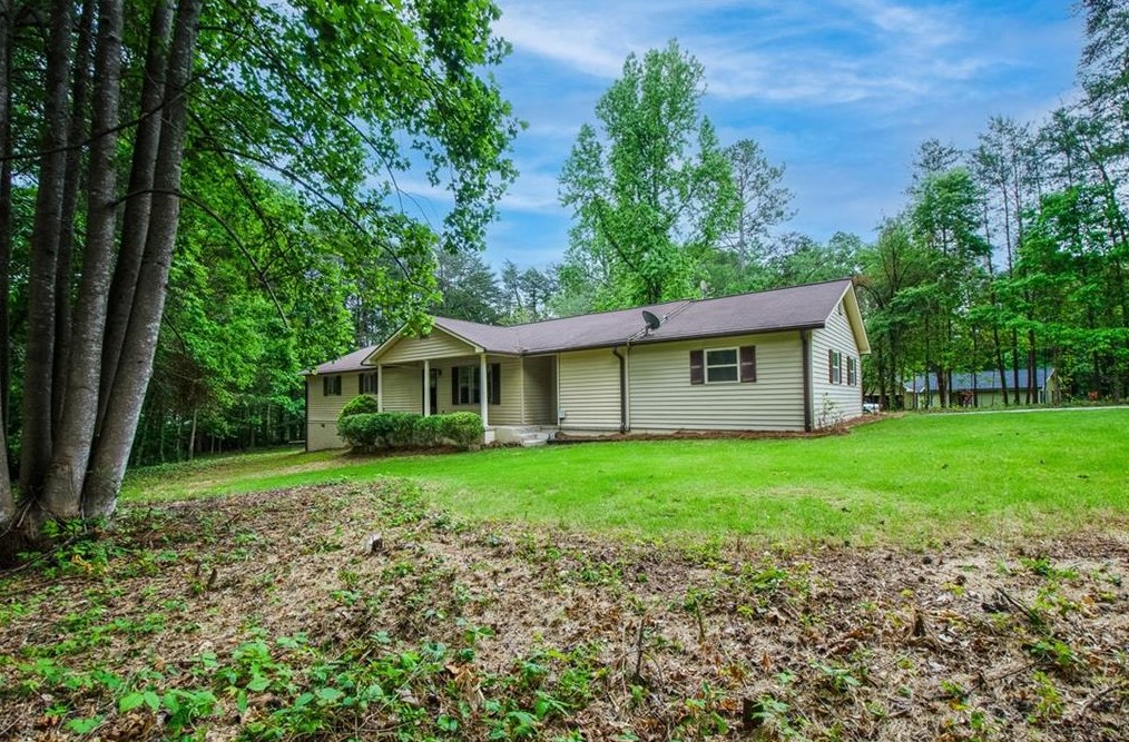 1675 Whispering Cir, Cumming, GA 30040-4598