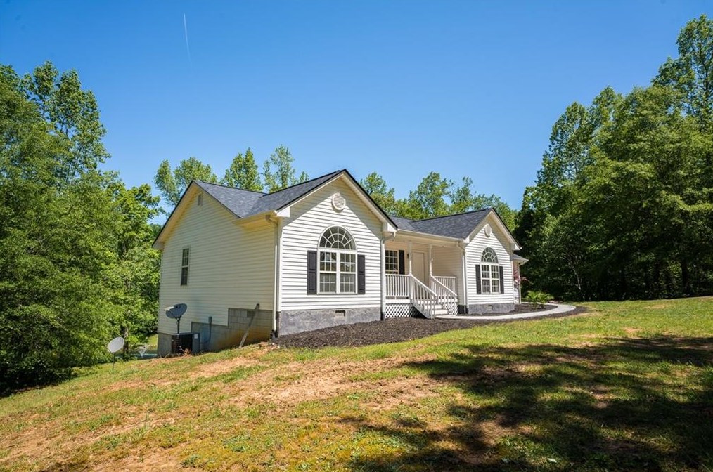 4095 Cagle Rd, Lula, GA 30554