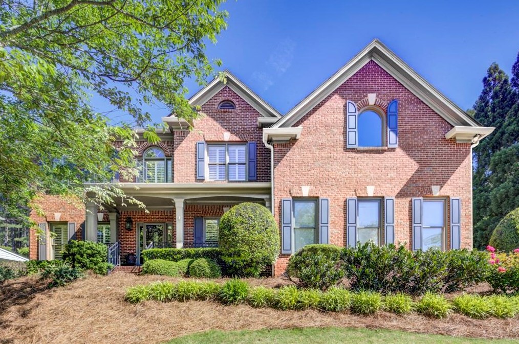 525 Woodmoore Ct, Atlanta, GA 30342-2173
