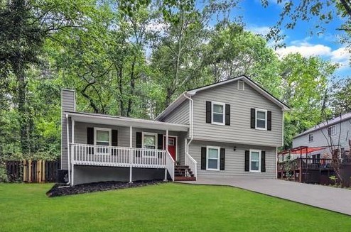 722 Stonehill Ct, Stone Mountain, GA 30083