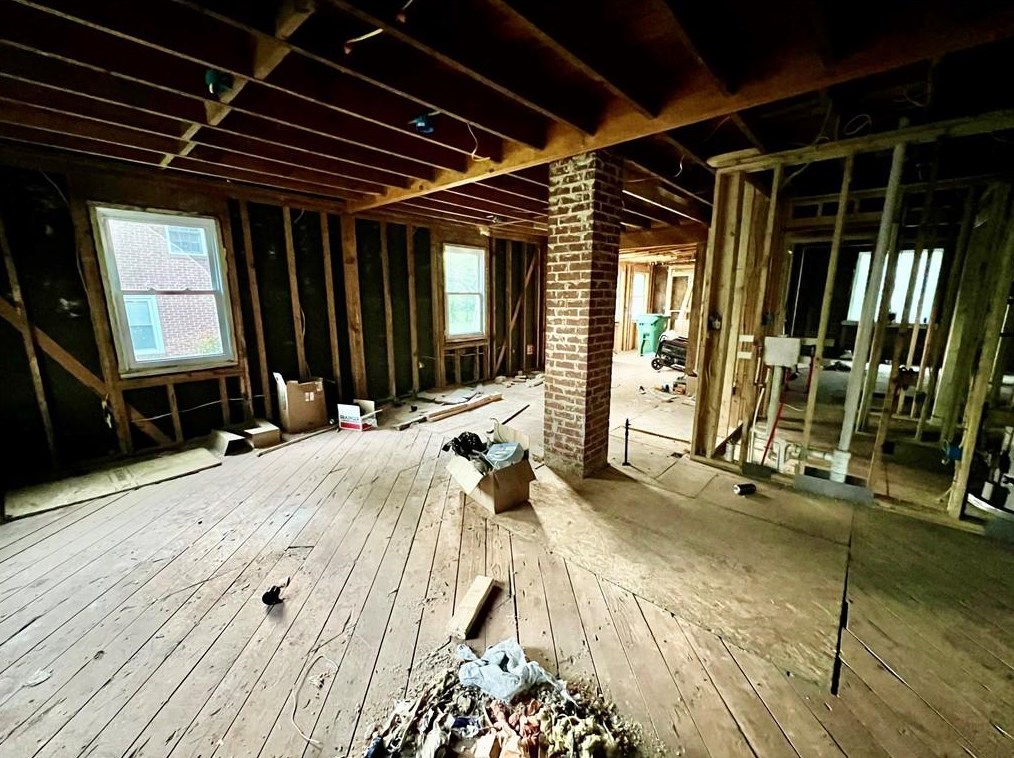 1998 Marco Dr, Decatur GA  30032-3934 exterior