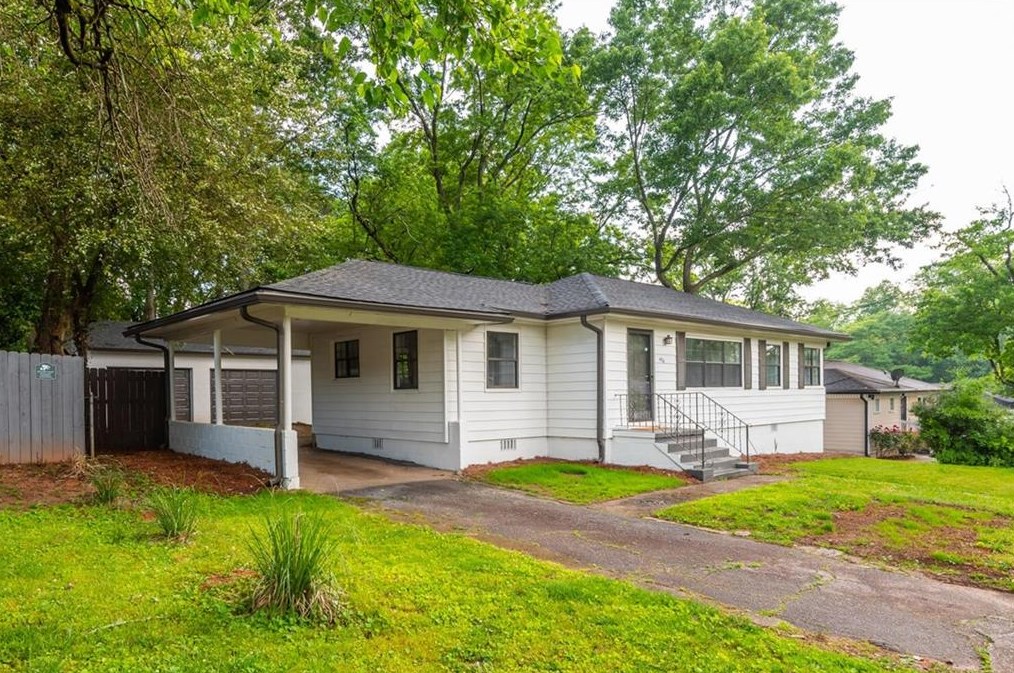 670 Burbank Cir, Smyrna, GA 30080-1863