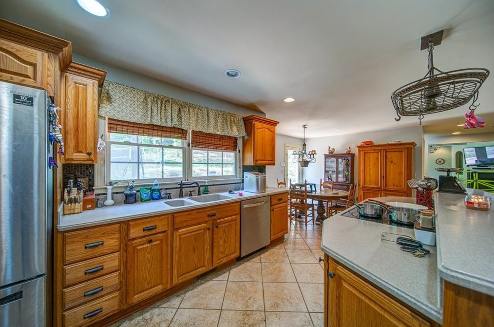 2 Stonebrook Dr, Rome GA  30165-6504 exterior