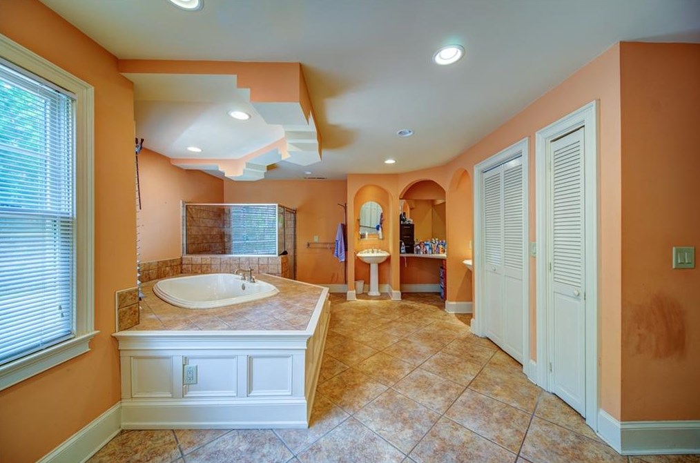 2 Stonebrook Dr, Rome GA  30165-6504 exterior