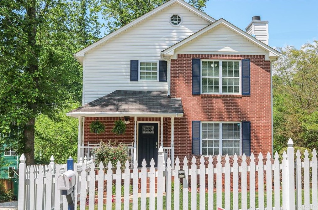 838 Tanner Dr, Scottdale, GA 30079