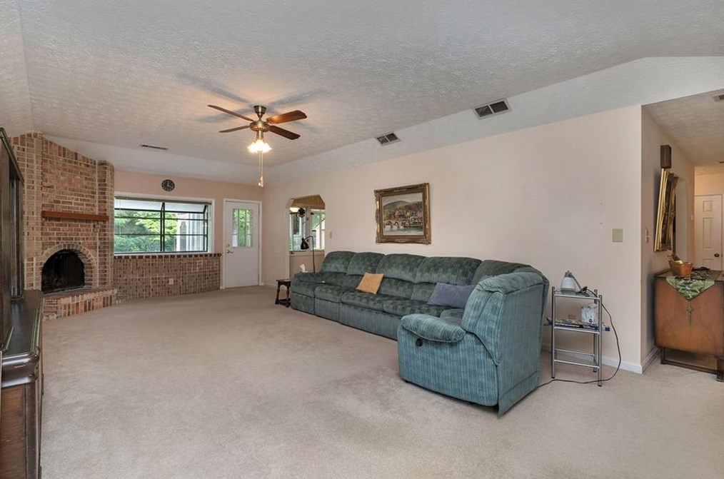 3348 Concord Cor, Conyers GA  30013-2315 exterior