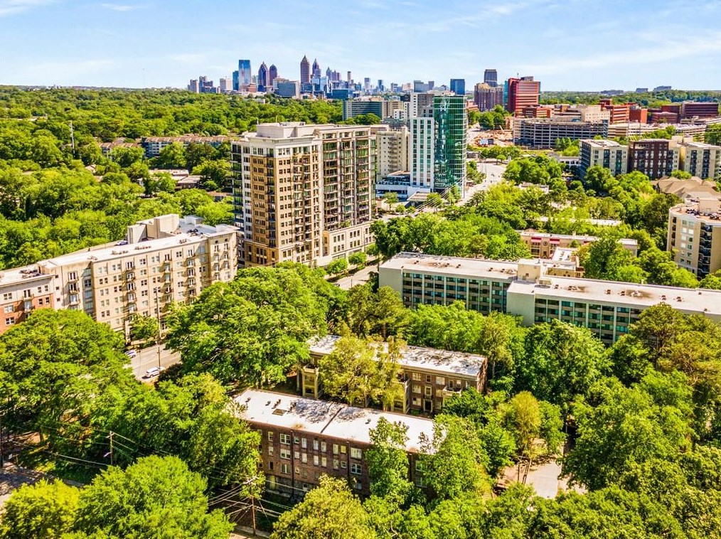 2260 Peachtree Rd, Atlanta GA  30309-1123 exterior