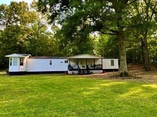 1011 Aqua Ln, Madison, GA 30650
