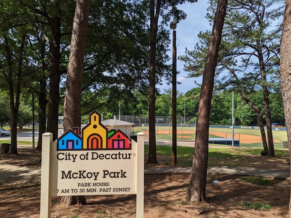 415 Mcdonough St, Decatur GA  30030-3322 exterior