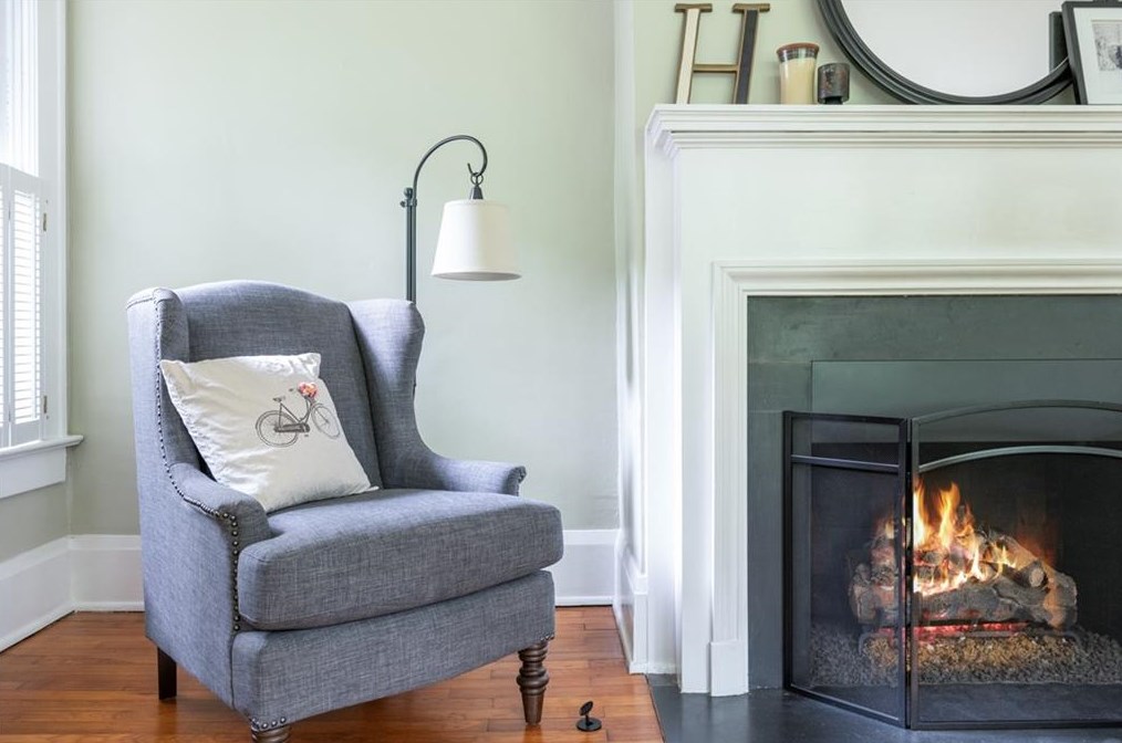 415 Mcdonough St, Decatur GA  30030-3322 exterior