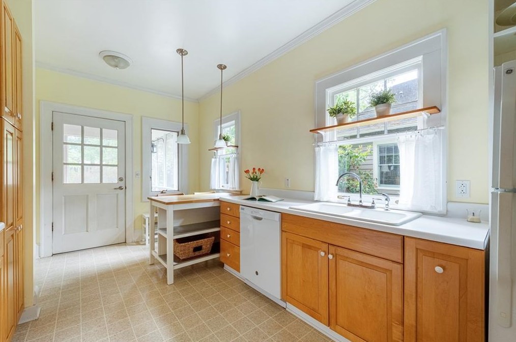 415 Mcdonough St, Decatur GA  30030-3322 exterior