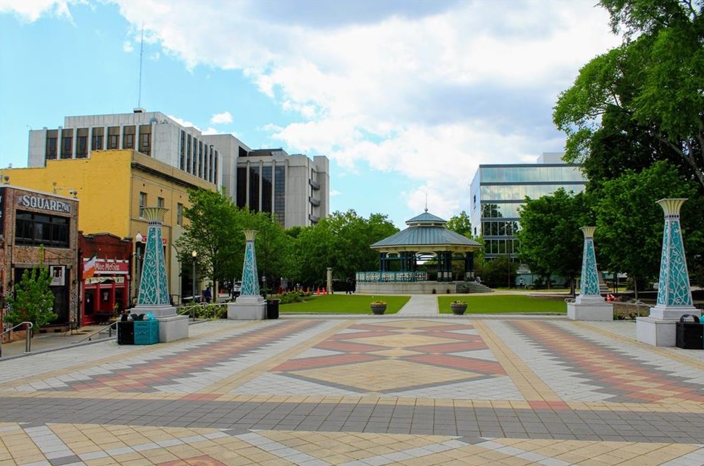 415 Mcdonough St, Decatur GA  30030-3322 exterior