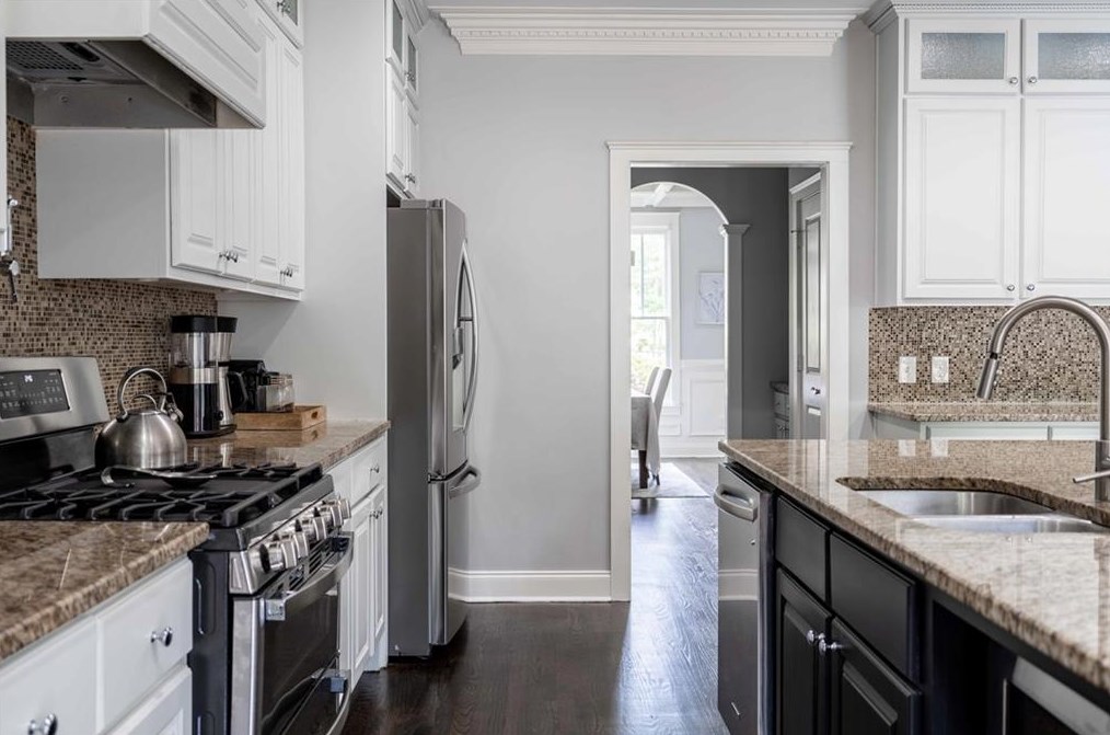 171 Olympic Pl, Decatur GA  30030-3632 exterior