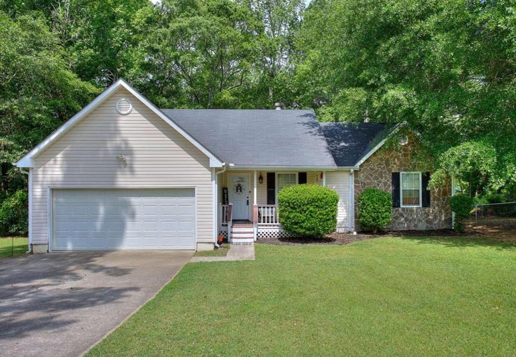 110 Waterview Dr, Stockbridge, GA 30281