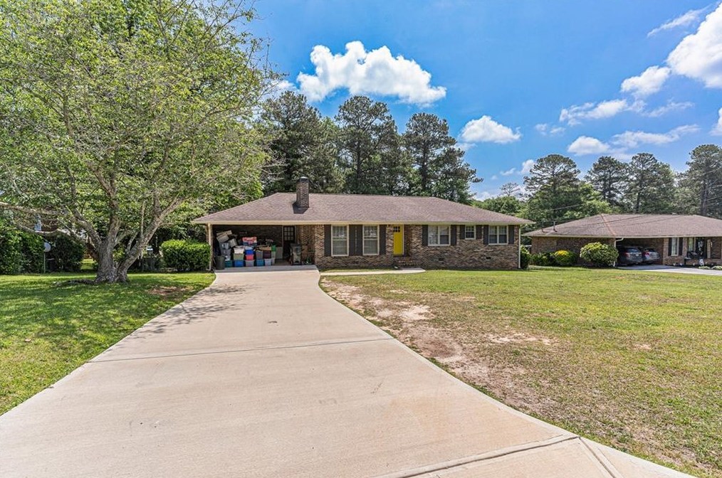 121 Thomas St, Griffin, GA 30224-5132