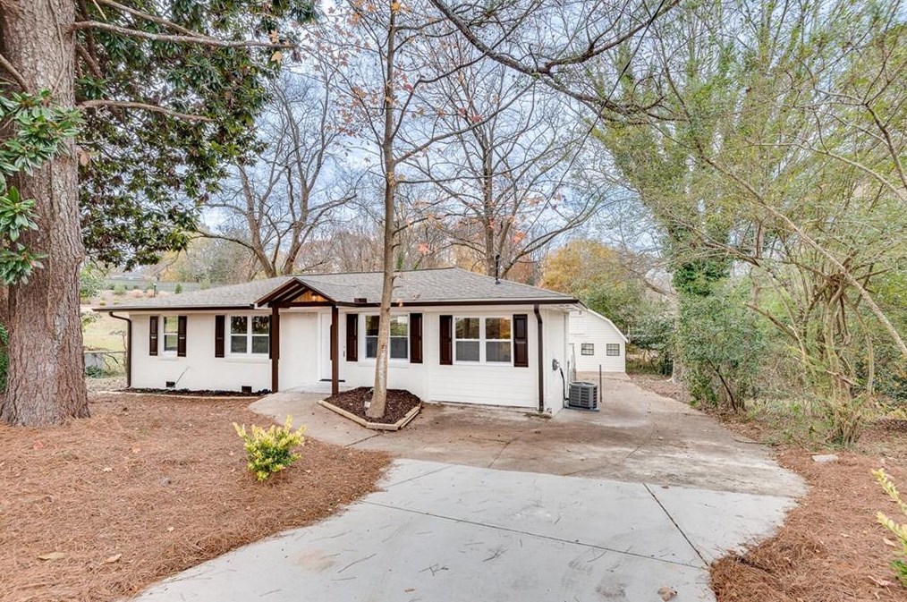 3296 Old Concord Rd, Smyrna, GA 30082-2643