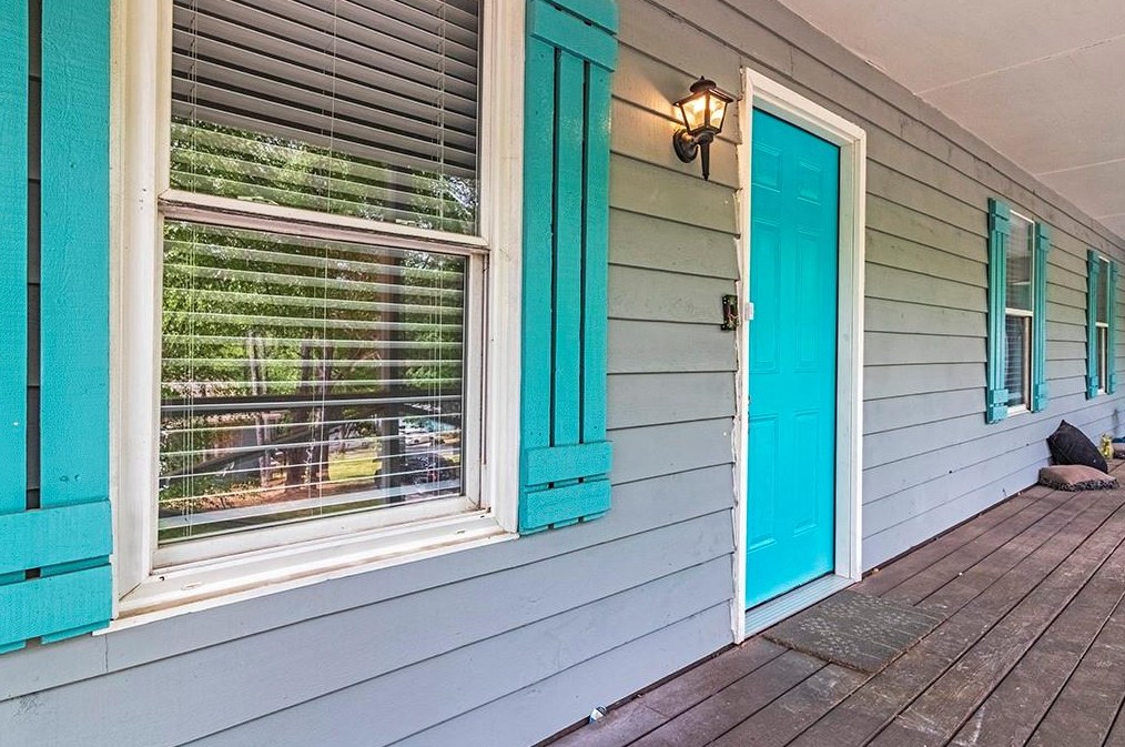 1352 N Hampton Rd, Alpharetta, GA 30009