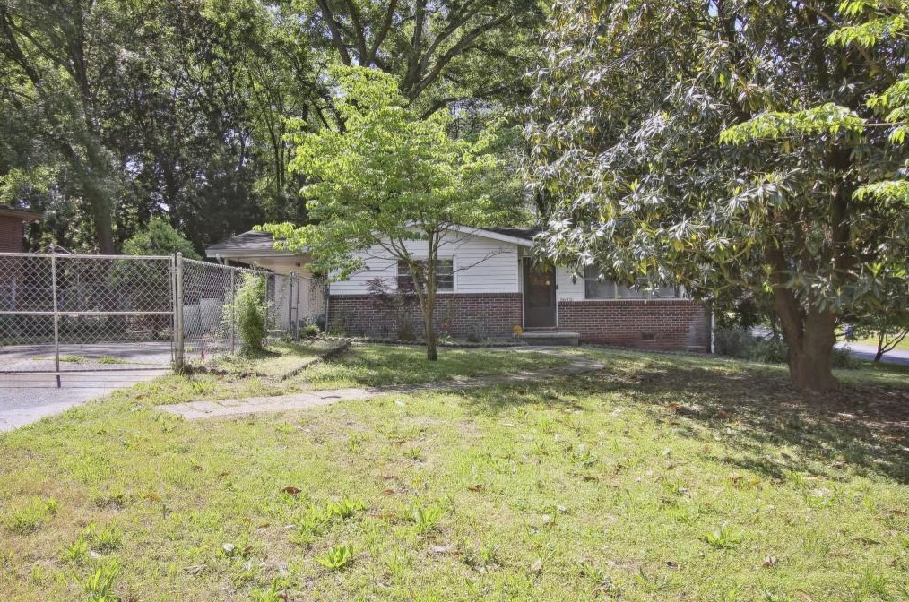 3693 Del Rio Ter, Decatur GA  30032-3113 exterior